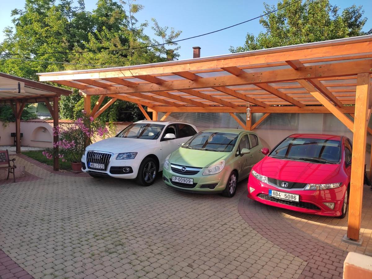Aqua Azur Apartman Hajdúszoboszló Exterior foto
